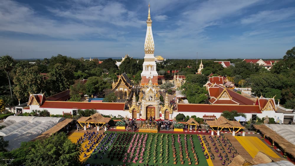 "พระธาตุพนม" พระธาตุประจำปีวอกและคนเกิดวันอาทิตย์